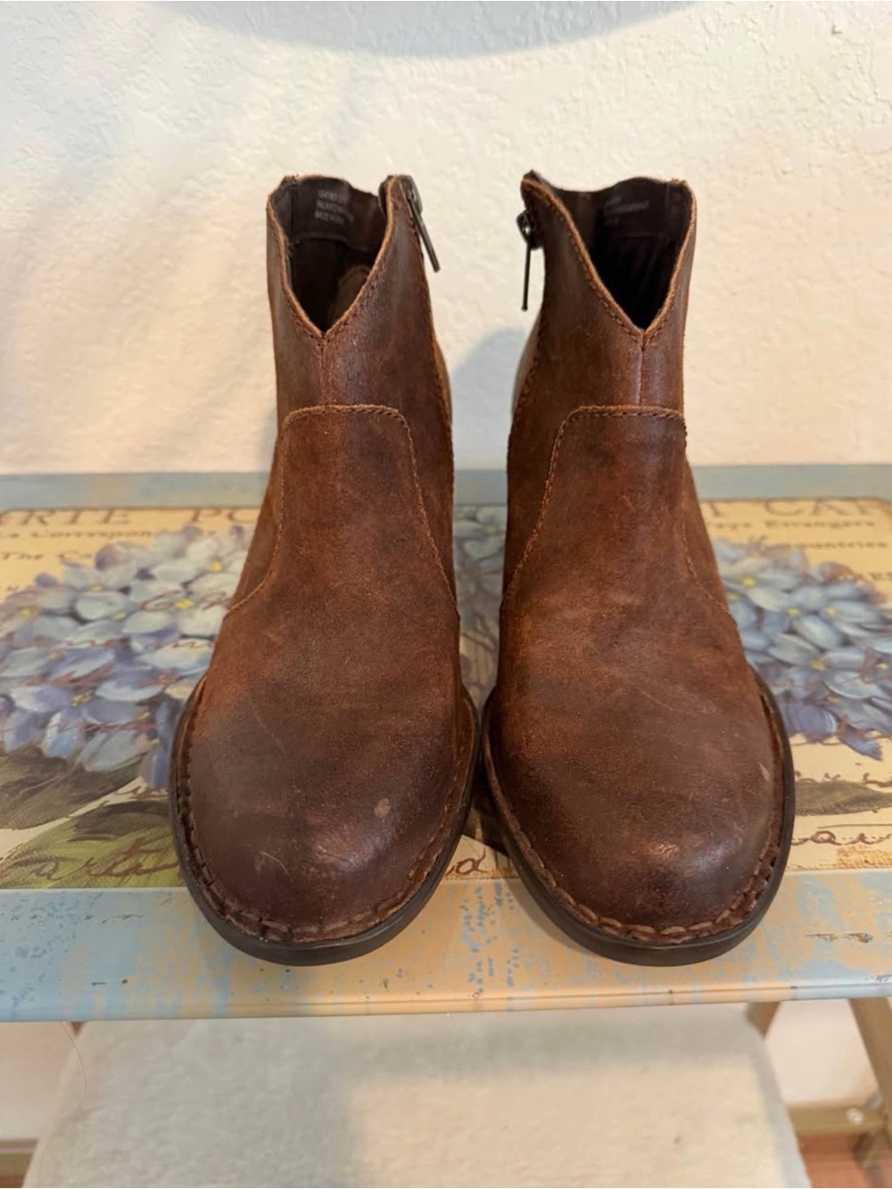 Born Women's Brown Leather Chukka Boots